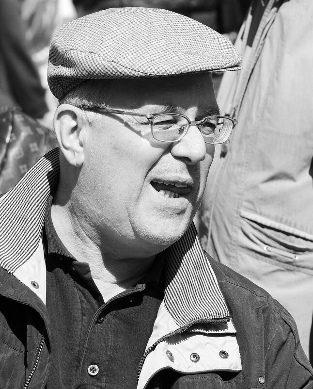 *** - Виктор Никитенко