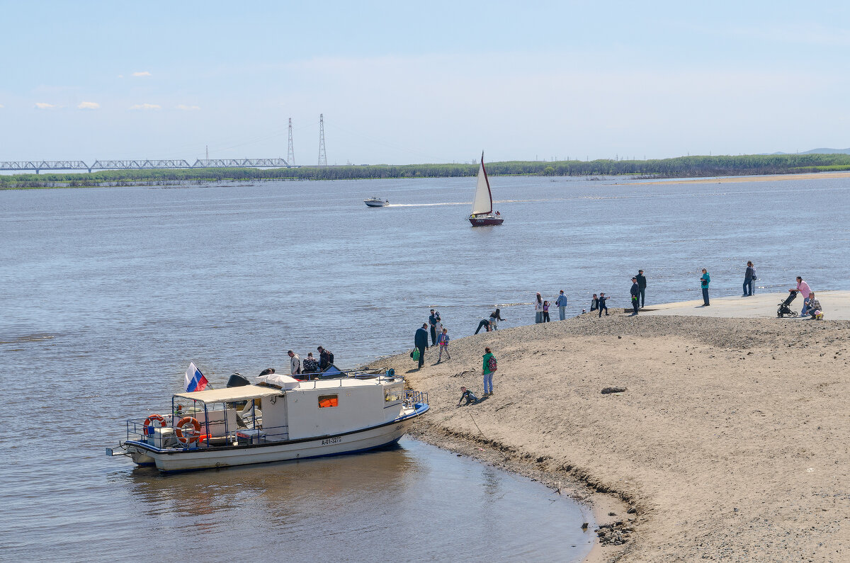 В выходной у Амура. - Виктор Иванович Чернюк