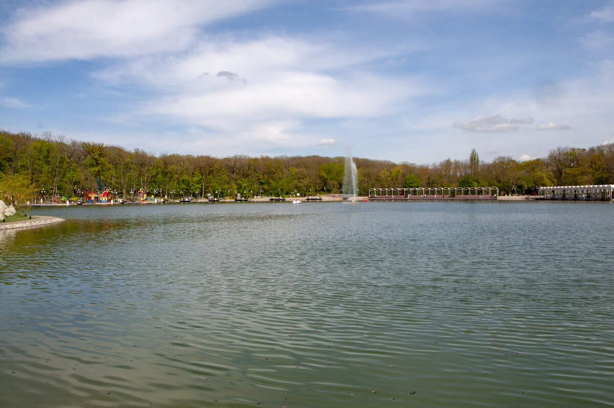 Рукотворное курортное озеро - Gen 