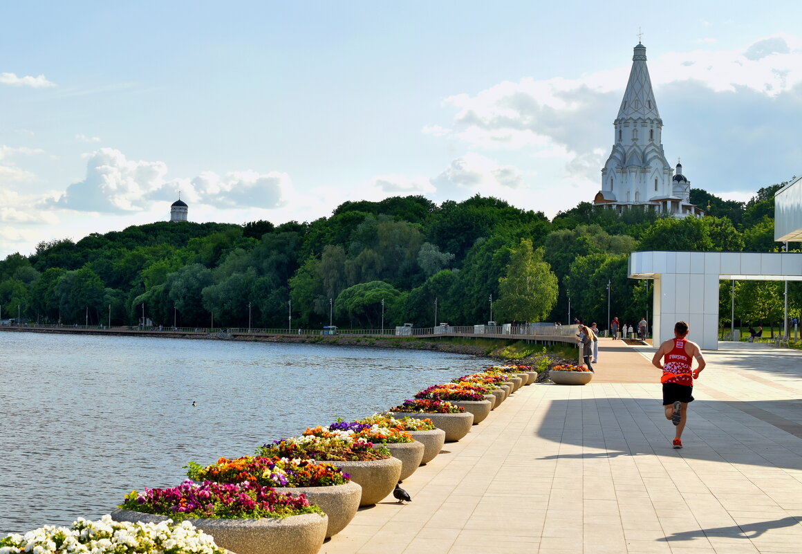 Обновлённая набережная - Леонид Иванчук