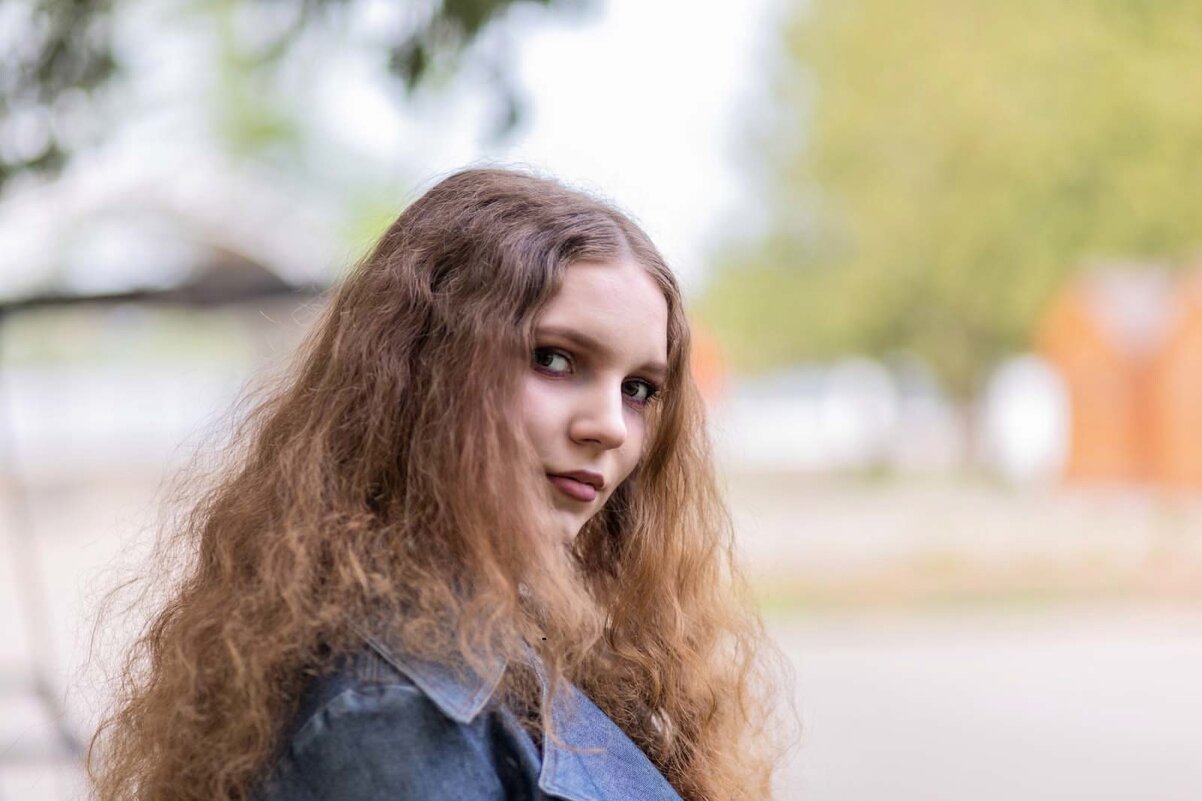 Оглянулась - Юра Викулин