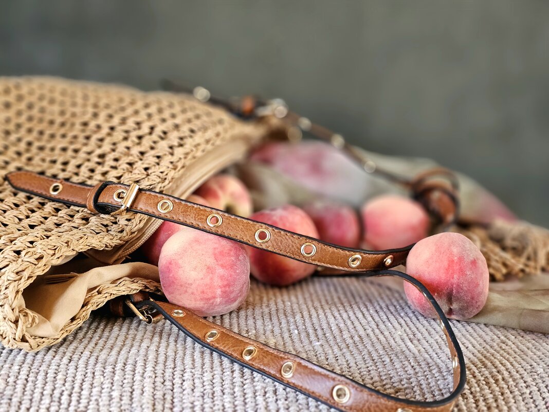 Пришла с базара. - Галина Левина