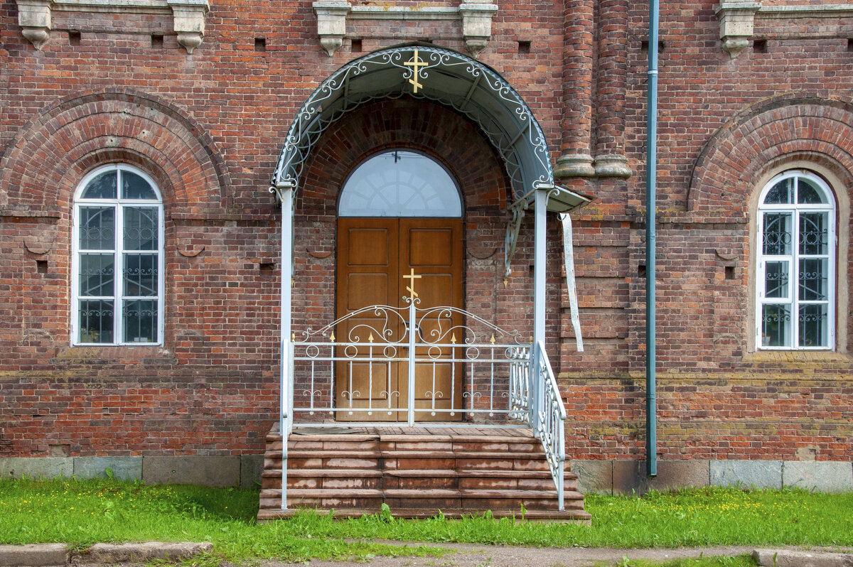 Церковь Иакова Боровичского. Вход - Gen 