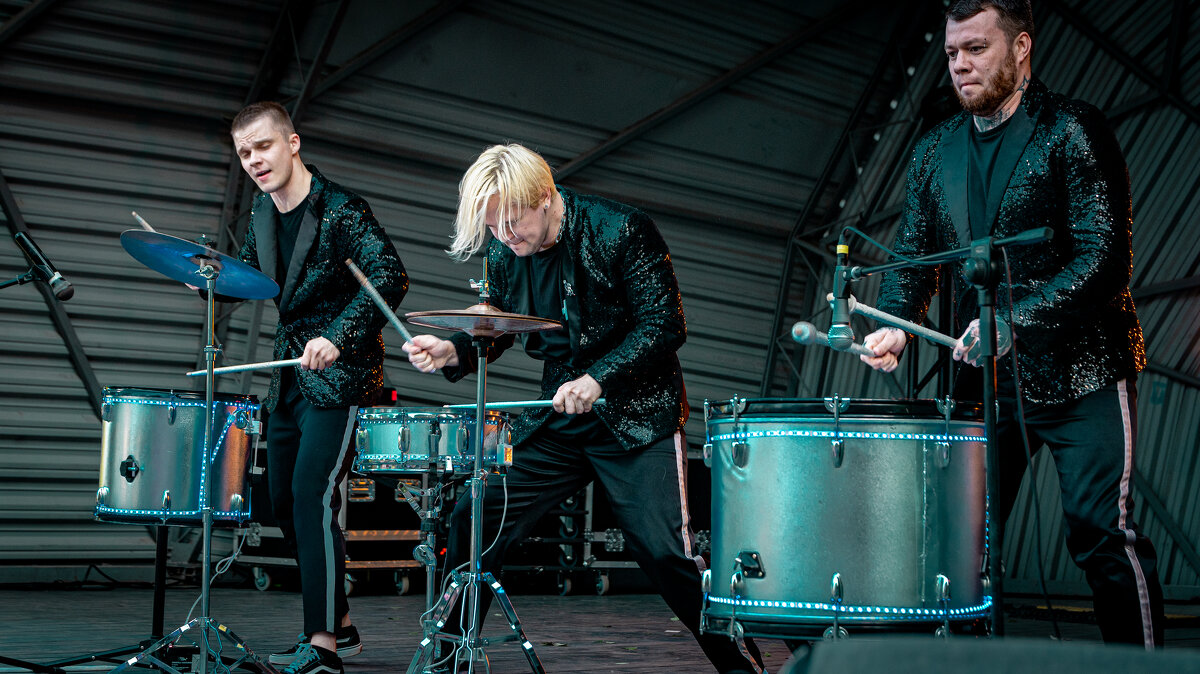 На концерте - Юрий Глушков