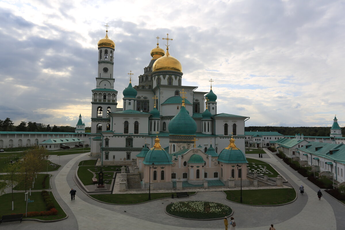 .. - Ninell Nikitina