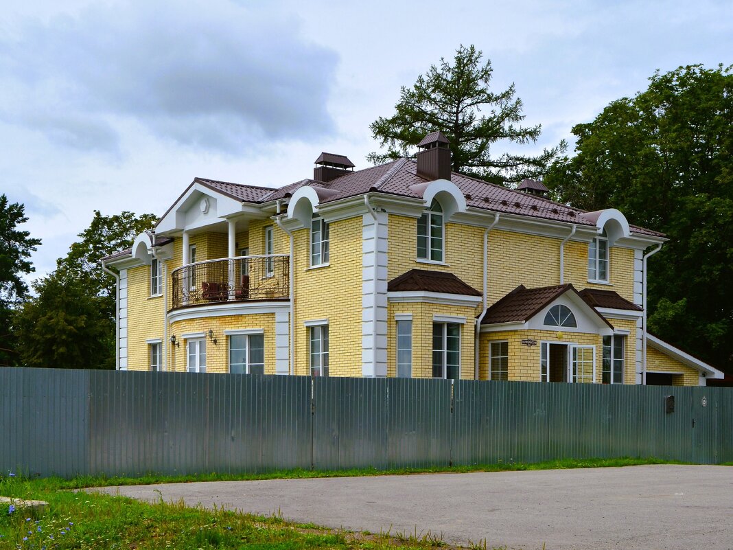 Ядрин. Дом по ул. Октябрьской 16. - Пётр Чернега Ядрин. Дом по ул. Октябрьской 16. - Пётр Чернега