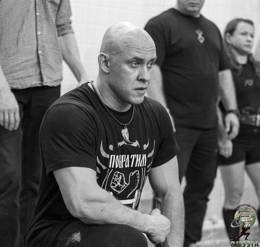 Тренер... - Марк Еленцов