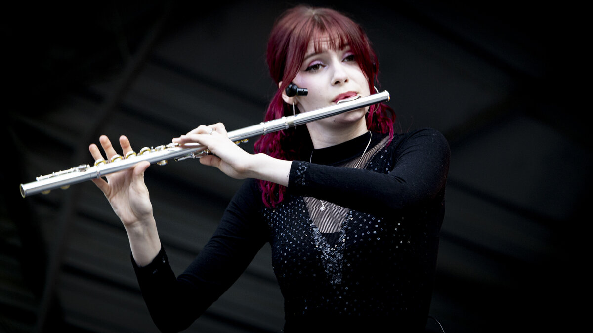 На концерте - Юрий Глушков