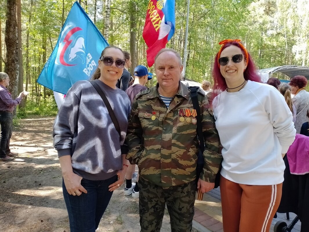 Фотограф  и 2 дамы - Cергей Кочнев