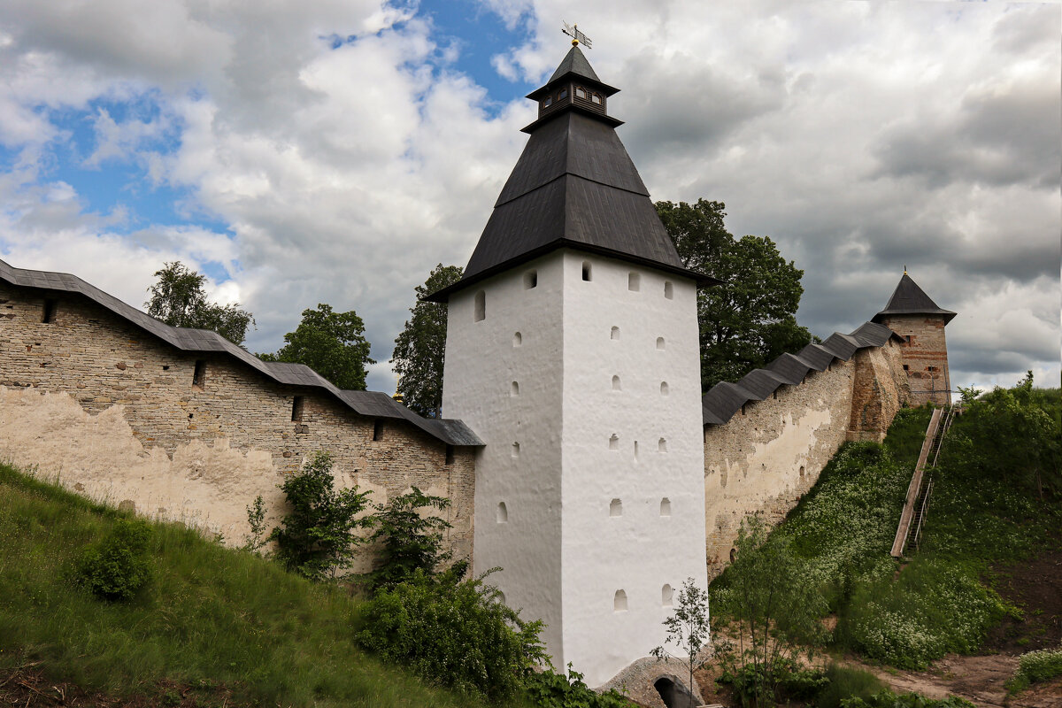 Псково-Печерский монастырь - skijumper Иванов