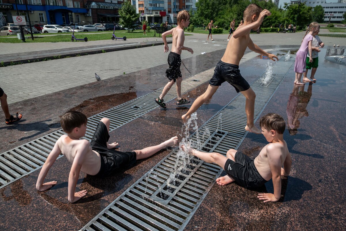 *** - Валерий Михмель 