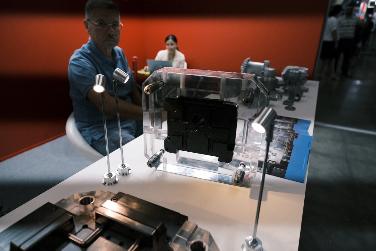 Крокус Принт Упак - Сергей Золотавин