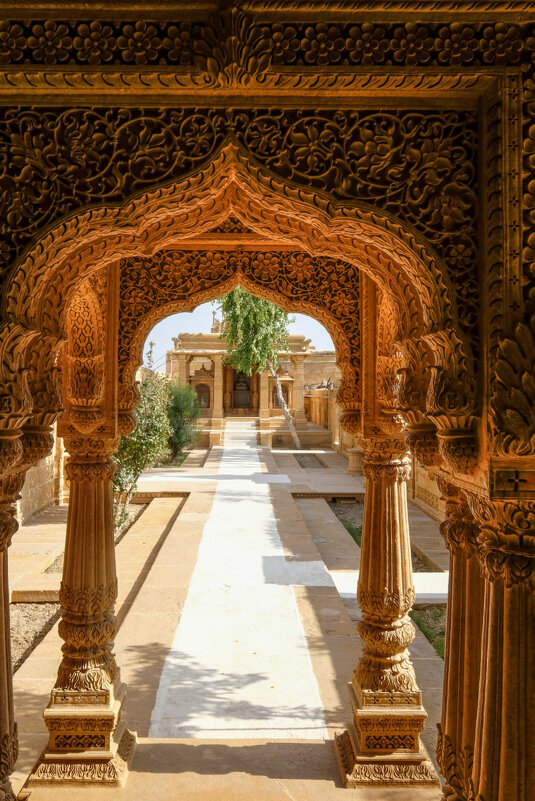 Джайнский храм Лодарва Паршванатх (5) - Георгий А Джайнский храм Лодарва Паршванатх (5) - Георгий А