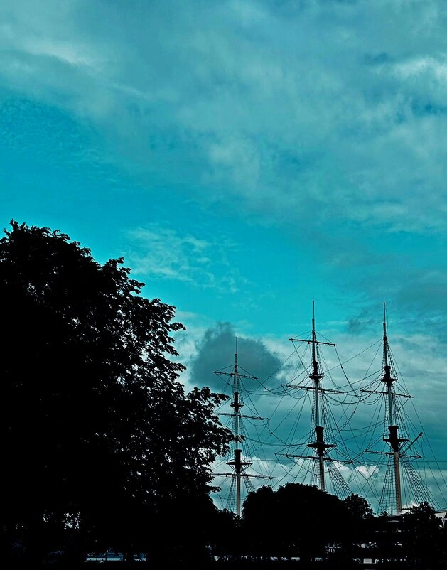 Мачты для романтиков... - Vladimir Semenchukov