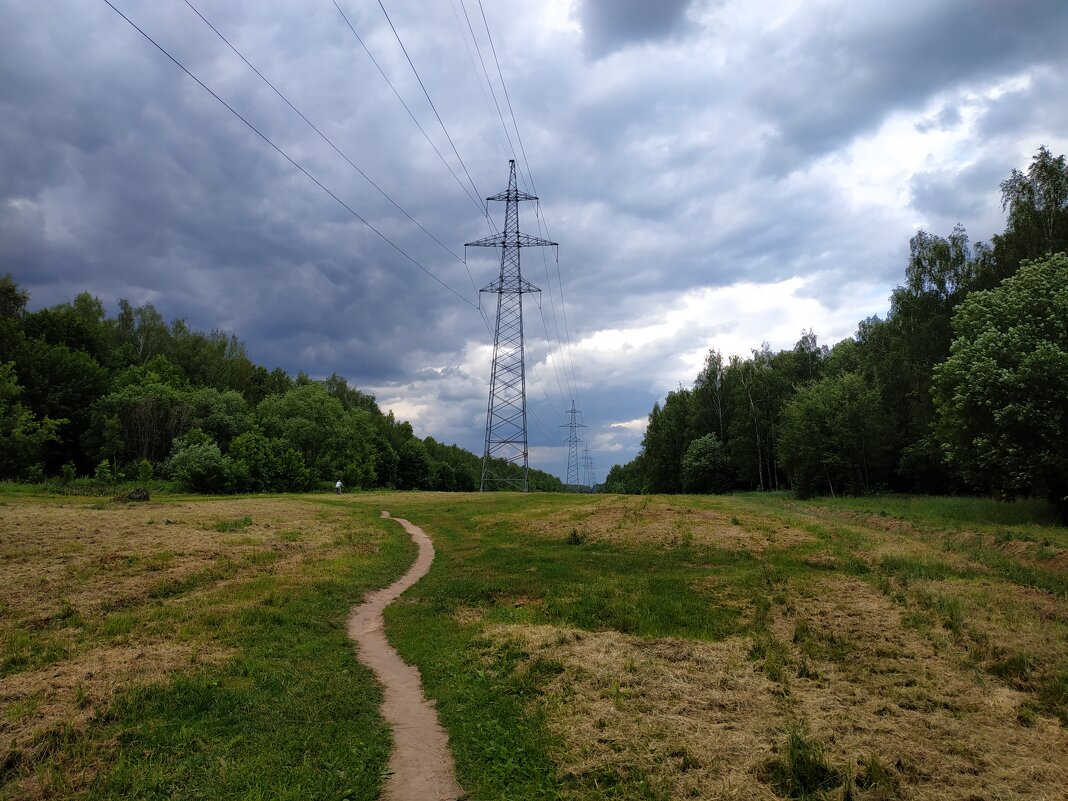 * * * - Андрей Лукьянов