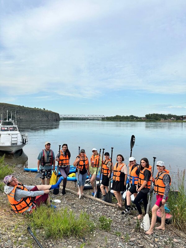 Перед стартом . Наша банда , сапбордистов. - Любовь Иванова