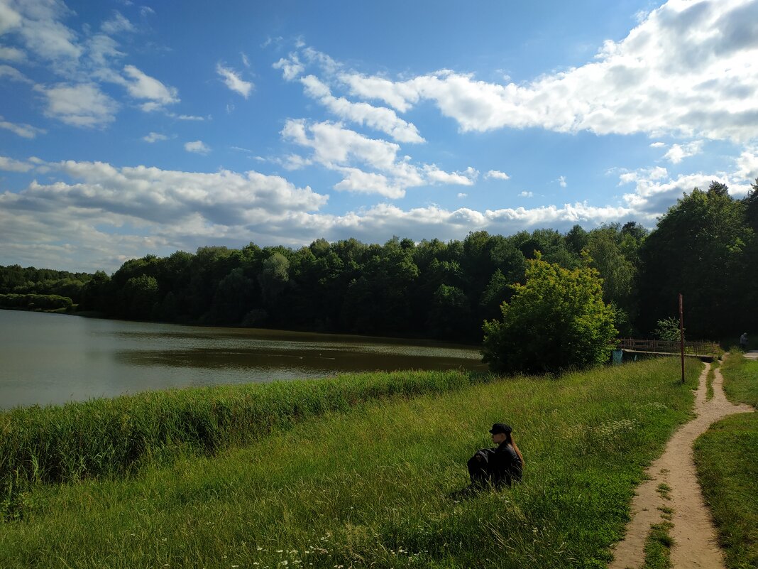 Июнь таки вспомнил, что он - лето - Андрей Лукьянов Июнь таки вспомнил, что он - лето - Андрей Лукьянов