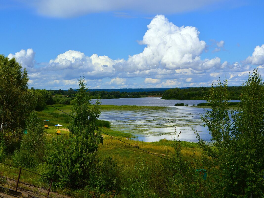 Ядрин. Река Сура (вид с городской набережной). - Пётр Чернега