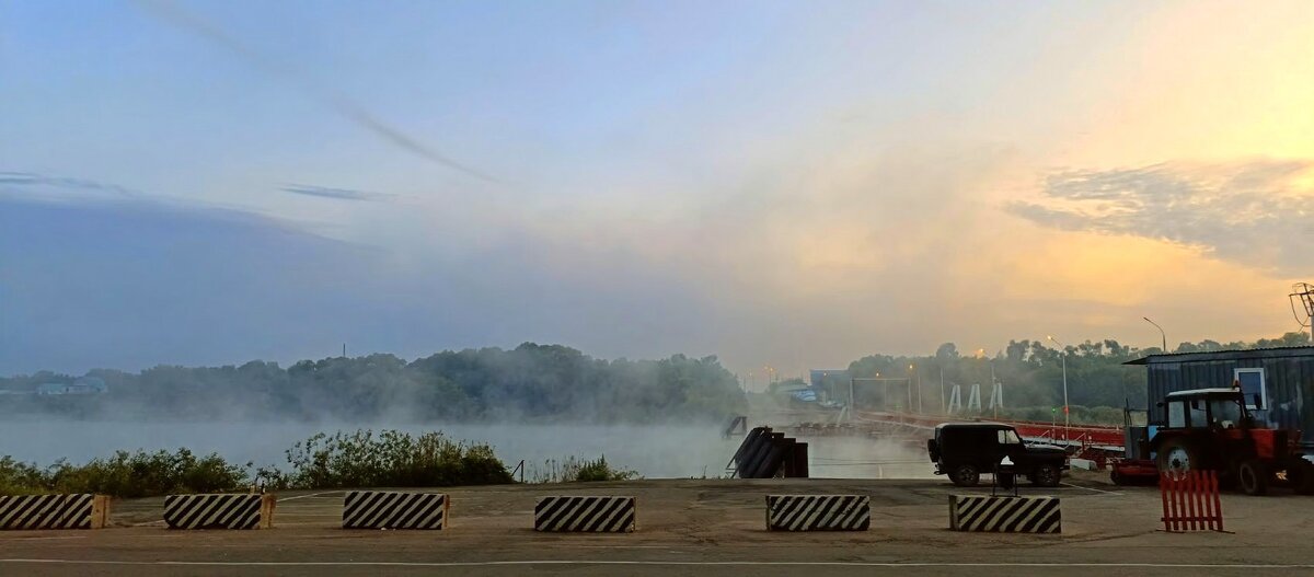 Утренний туман над Окой - Михаил Столяров