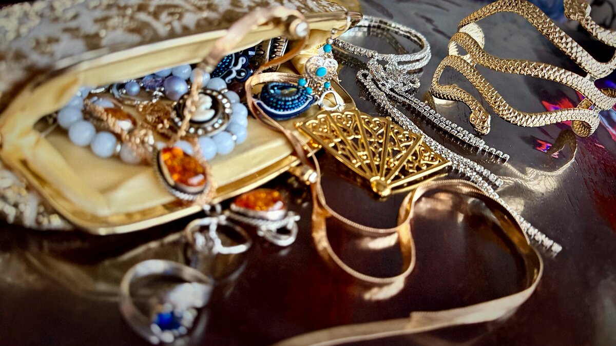 «Женские безделушки» /эскиз к этюду - Арина Невская