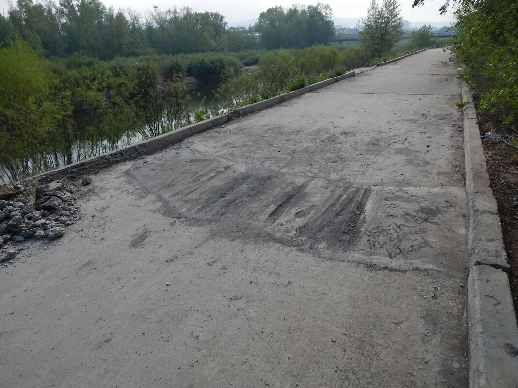 Ремонт набережной - Екатерина Панова Ремонт набережной - Екатерина Панова