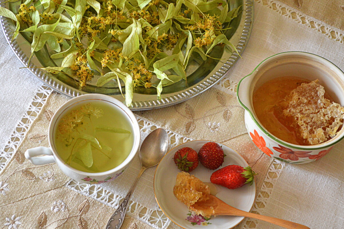 Липовый чай со свежим мёдом - Татьяна Лютаева