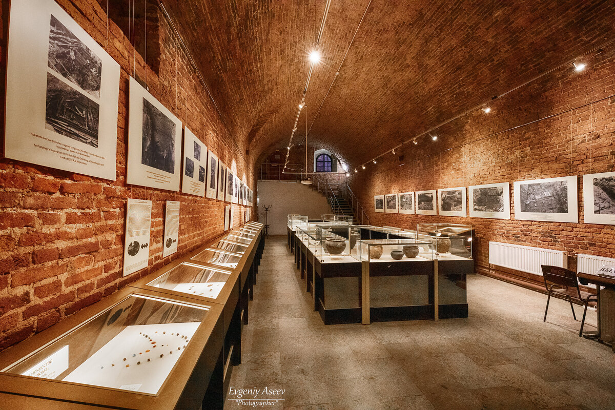 В подземельях Петропавловской крепости - Евгений В подземельях Петропавловской крепости - Евгений