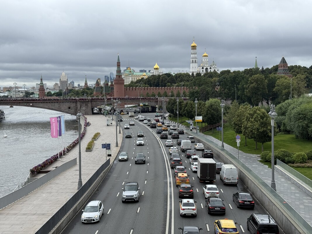 Московские пейзажи - <<< Наташа >>>