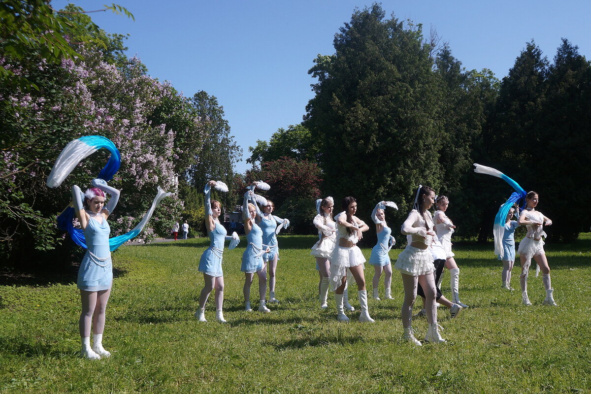 "Танцы на завтрак, танцы на обед, танцы на ужин - вот и весь секрет" :) - zavitok * "Танцы на завтрак, танцы на обед, танцы на ужин - вот и весь секрет" :) - zavitok *