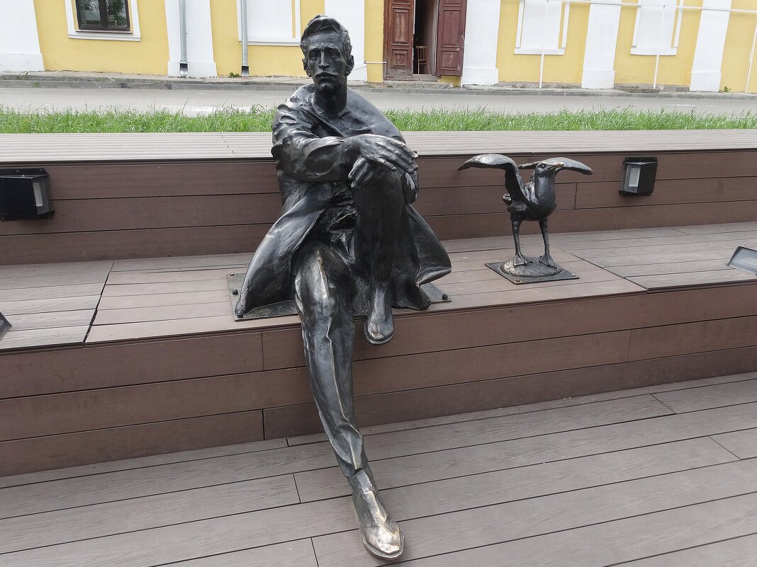 Памятник Александру Грину - Лидия Бусурина