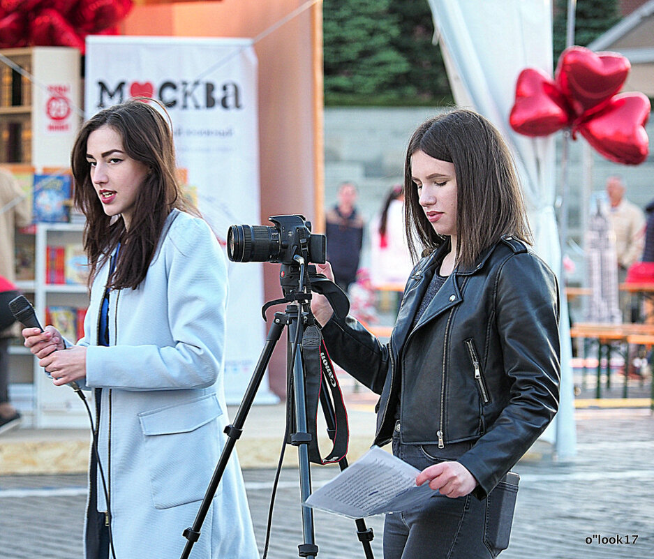 сейчас возьмем интервью - Олег Лукьянов