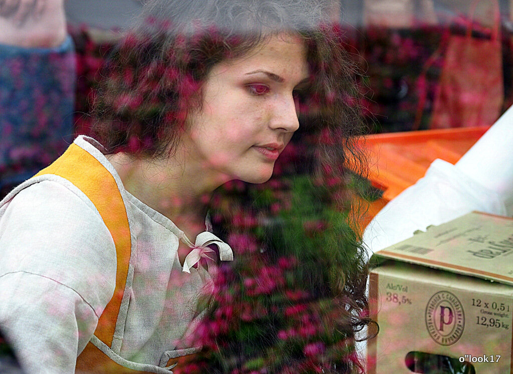 за стеклом - Олег Лукьянов