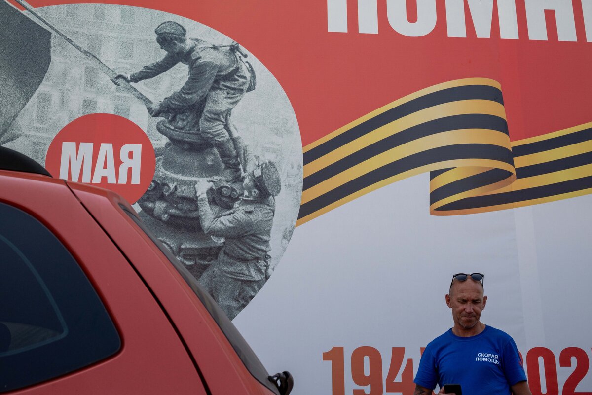 *** - Валерий Михмель 