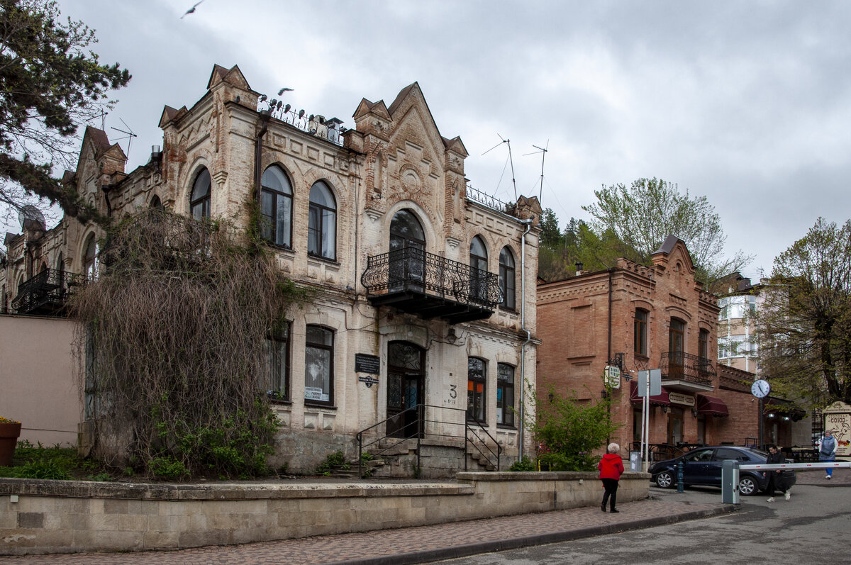 Здания гостиниц "Европа" и "Италия" купца Власова - Gen Здания гостиниц "Европа" и "Италия" купца Власова - Gen