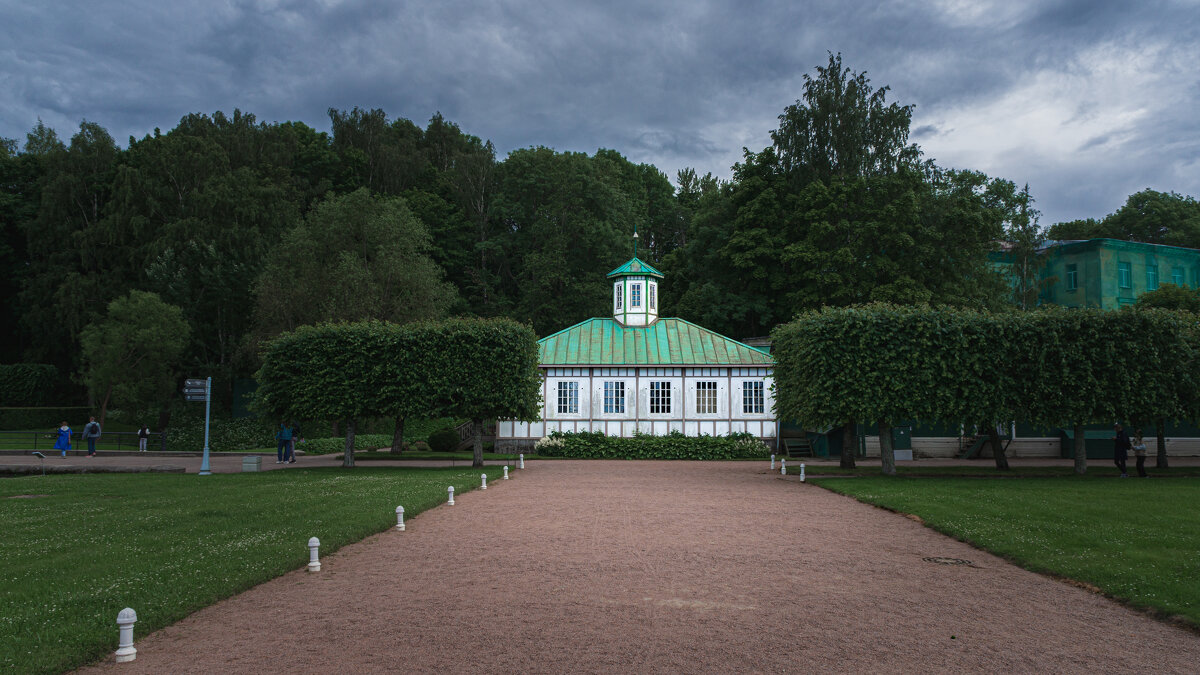 Домик садовника - Григорий Иванов