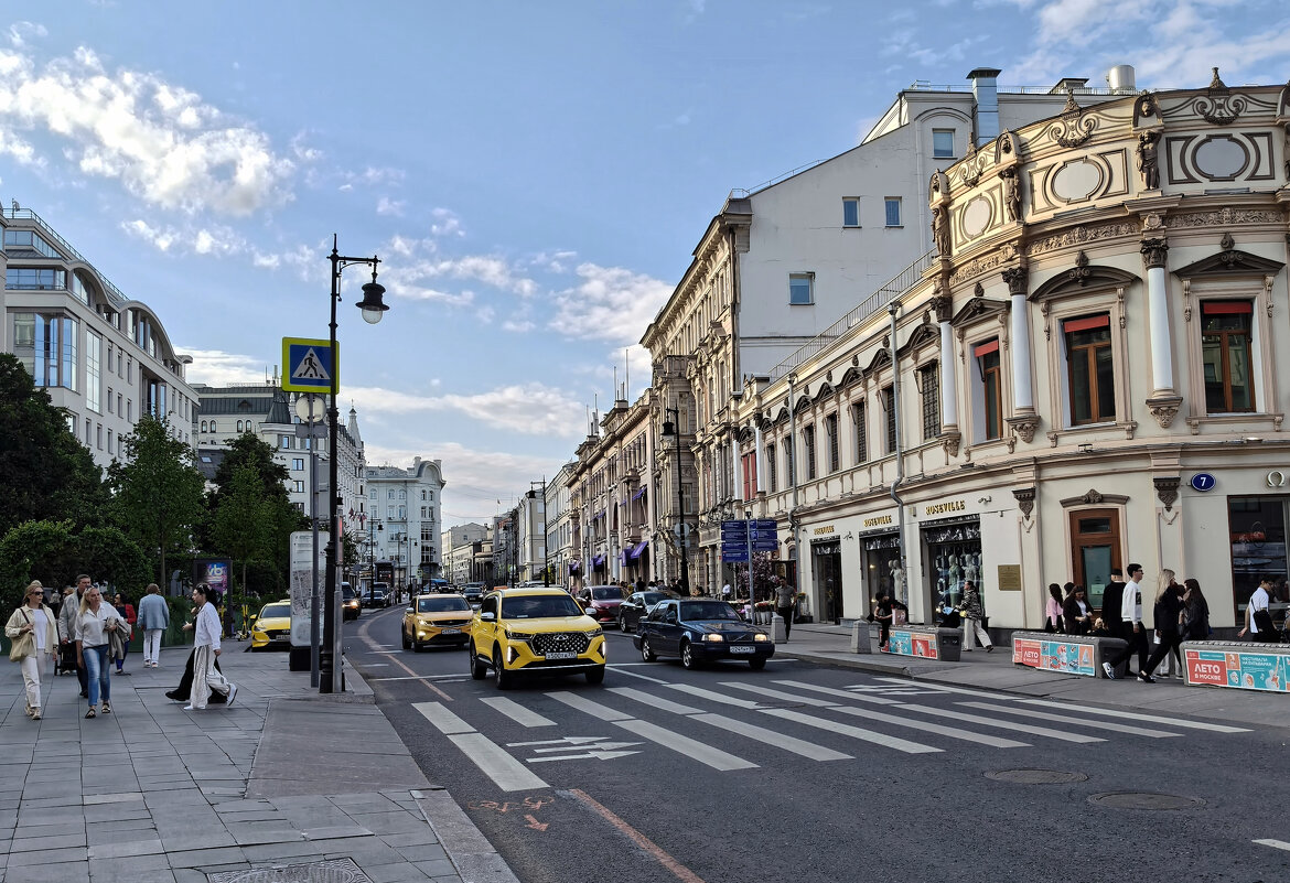 Выходной на Петровке - Валерий Судачок