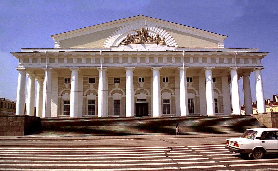 Здание Биржи на стрелке Васильевского острова - Наталья 