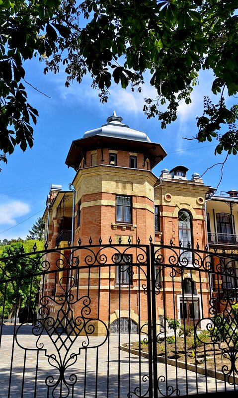 Санаторий на Ярошенко. - Александр Кондаков Санаторий на Ярошенко. - Александр Кондаков