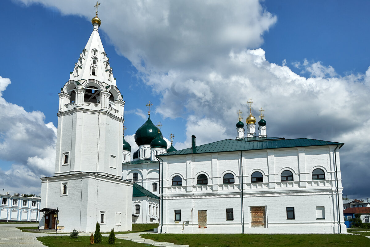 Колокольня в Спасском Арзамасском монастыре - Алексей Р.