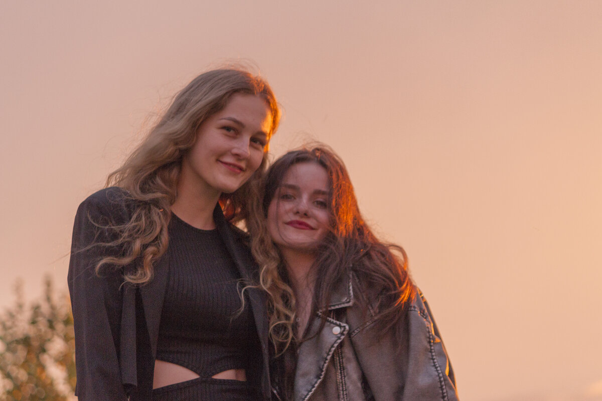 Женская дружба - Алексей Булак Женская дружба - Алексей Булак