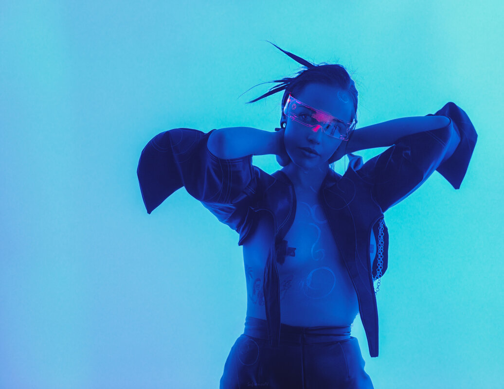 Руки за голову - Джованни Луче Руки за голову - Джованни Луче