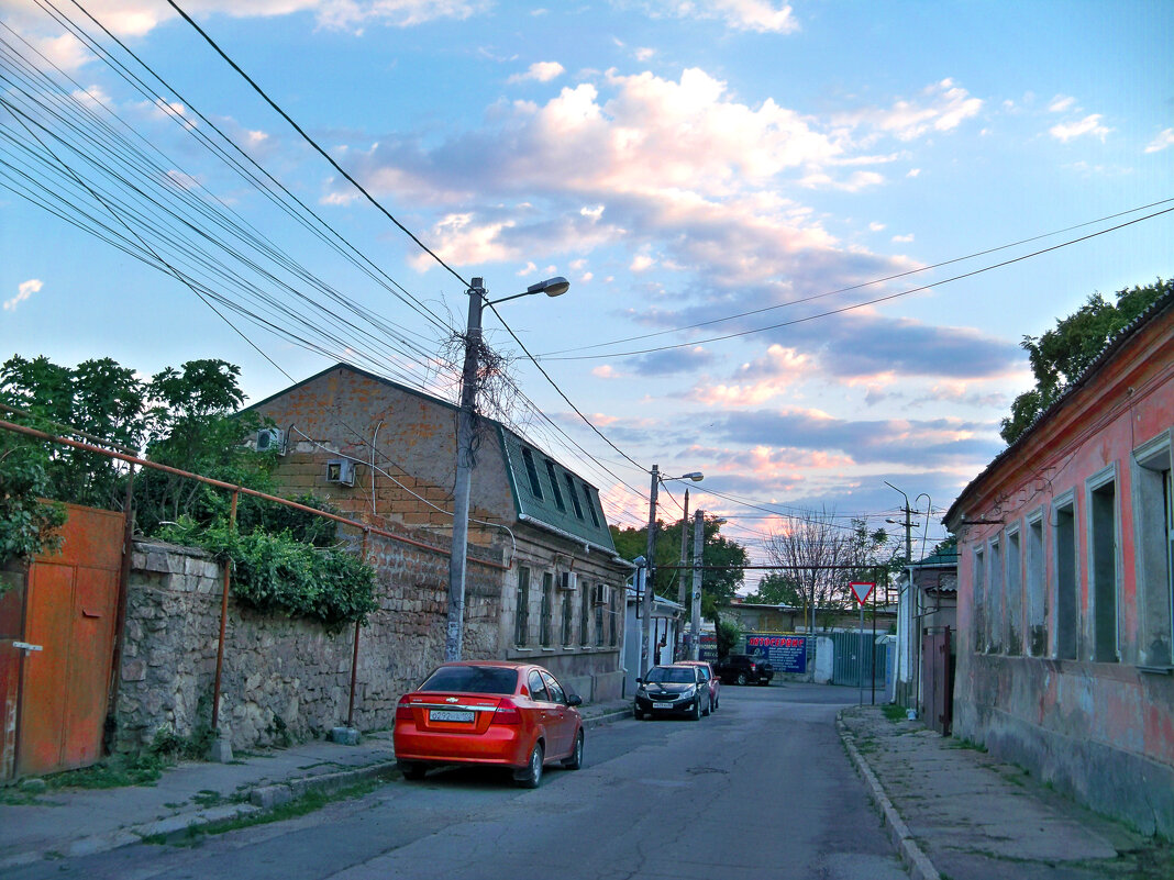 Утро в старом городе,улица Футболистов - Валентин Семчишин