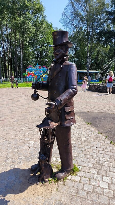 Рощино. Фонарщик. - Ольга Рощино. Фонарщик. - Ольга