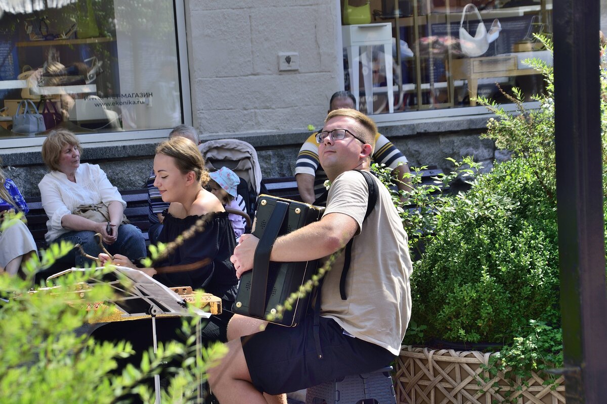 - - Владимир Мигонькин - - Владимир Мигонькин