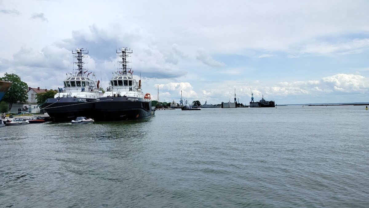 Балтийск - Олег Денисов