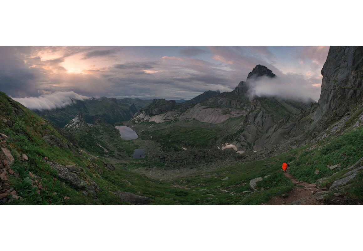 * - Александр Иванов