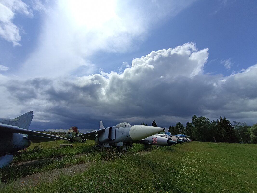 Перед грозой. - Pippa 