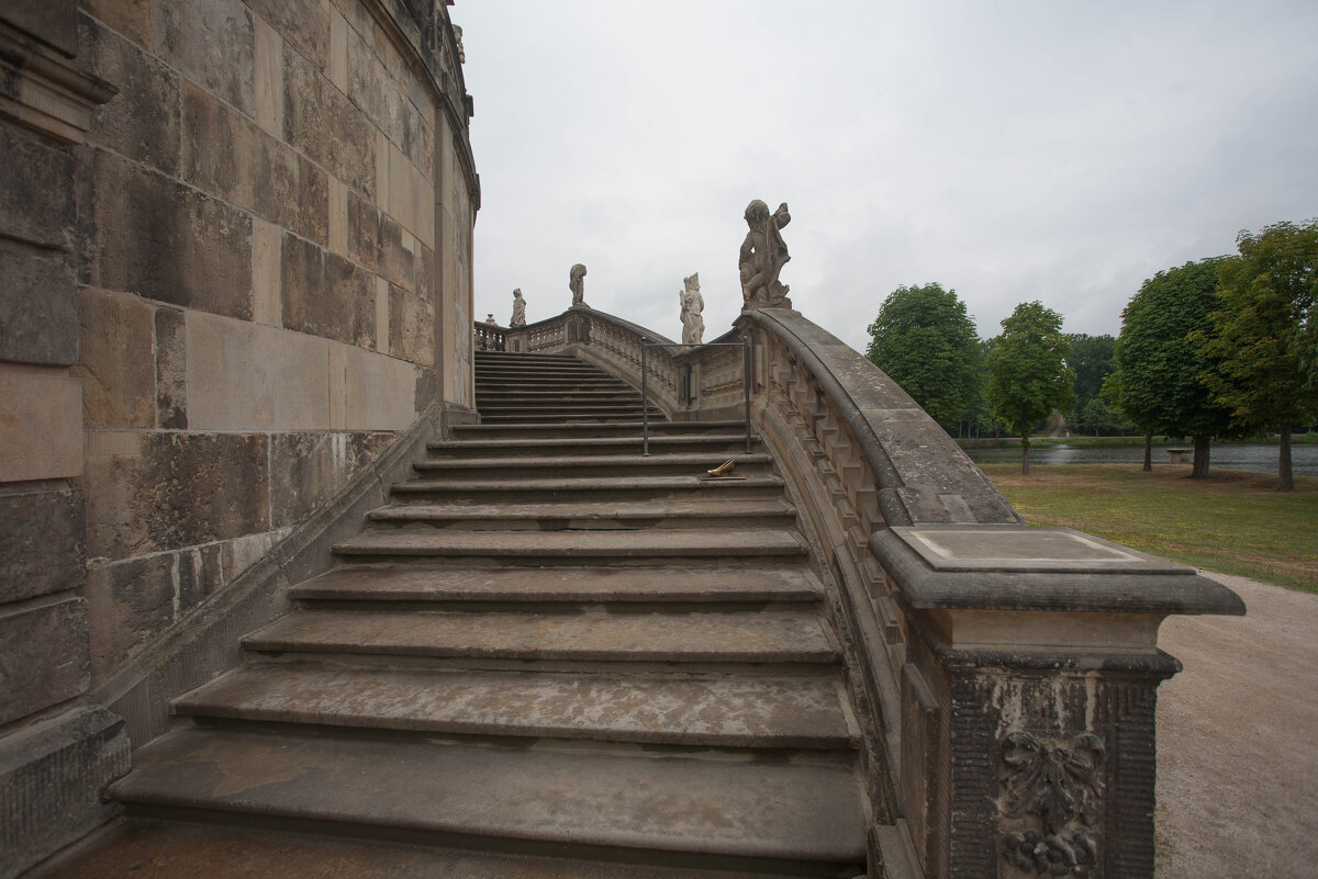 в  замке Морицбург, - vladimir 