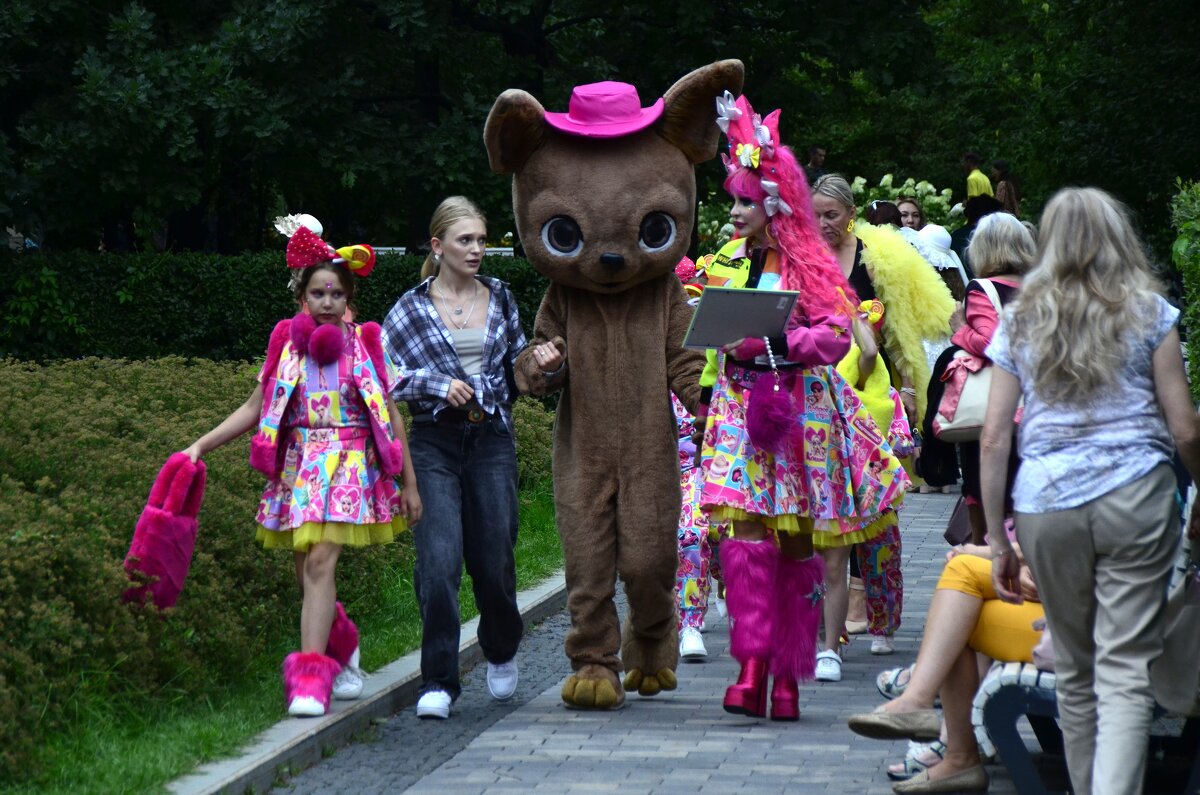 Персонажи. - Наталья Вязигина