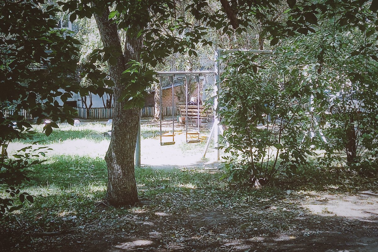 Тени былого детства. - Игорь Солдаткин